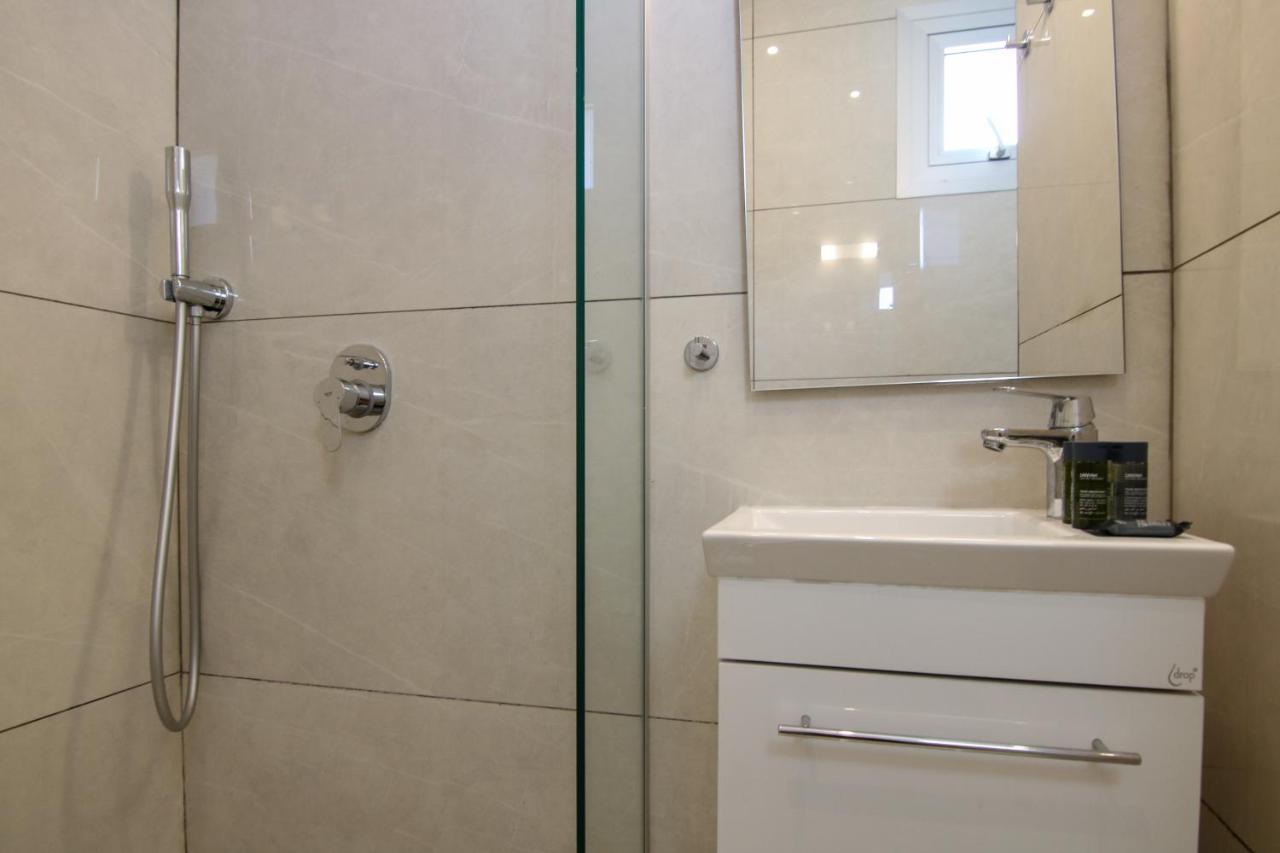 Appartamento Phaedrus Living - Seaside Luxury Flat Harbour 108 Paphos Esterno foto